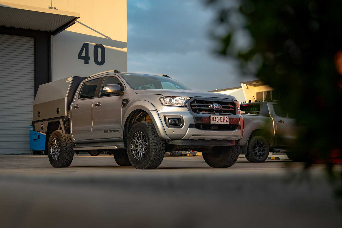 Teralume-Industries-FORD-Ranger-SilverMatch-Servicebody1800x1200.jpg
